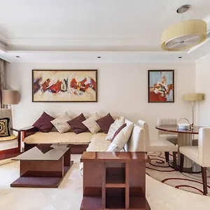 Apartment Luxury 1 Bedroom With A Private Taj Granduer At Palm, Dubai