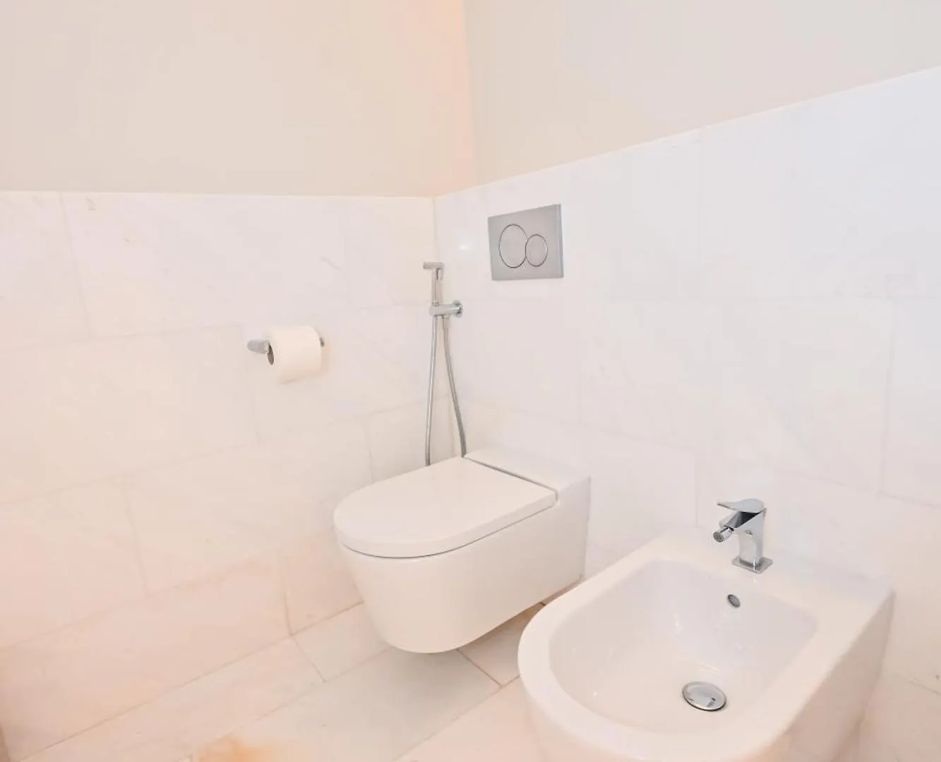 Stylish 1-Br Retreat With Sweeping Views In Palm Tower Apartment Dubai 0*,