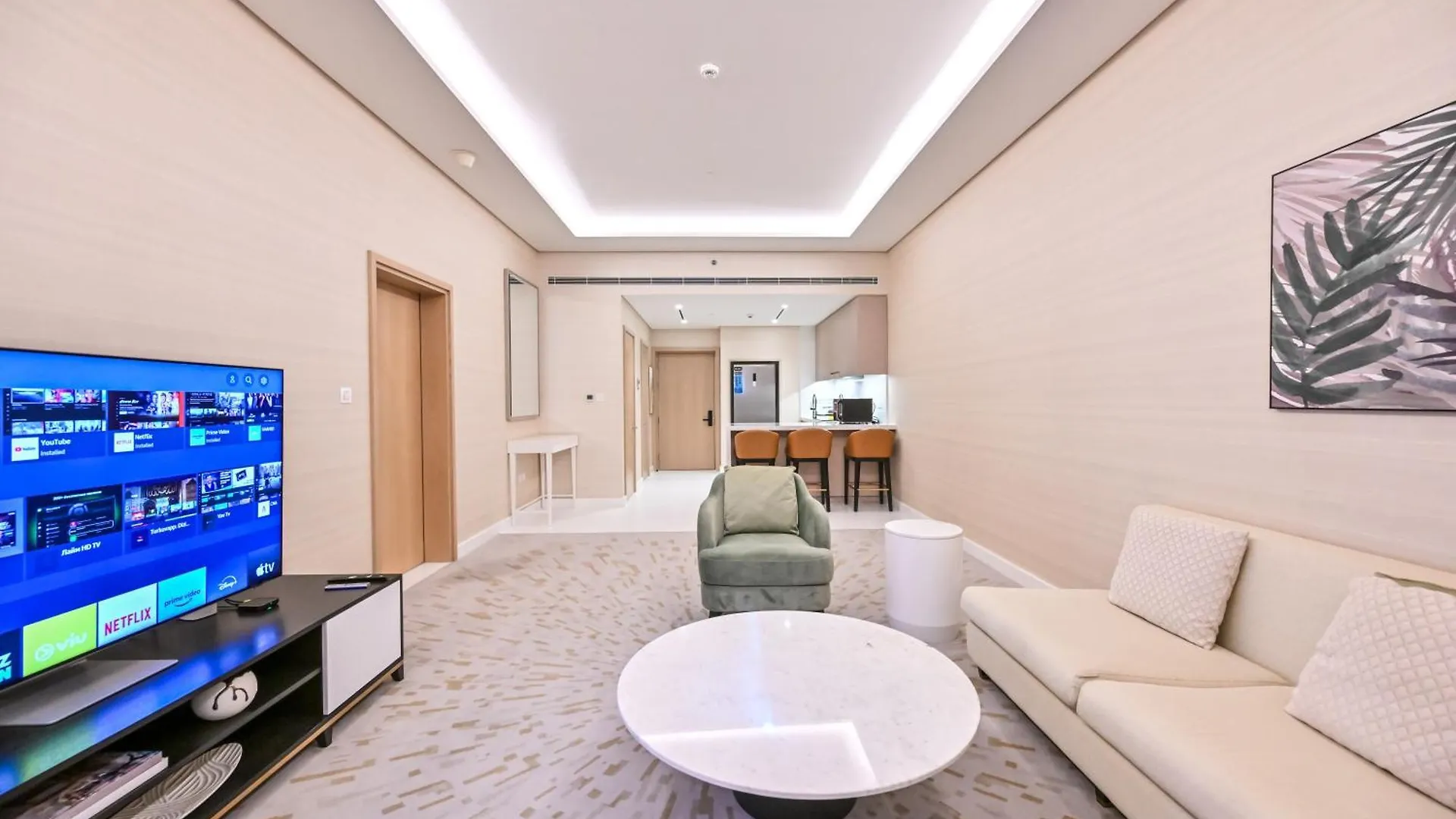 Stylish 1-Br Retreat With Sweeping Views In Palm Tower Apartment Dubai United Arab Emirates