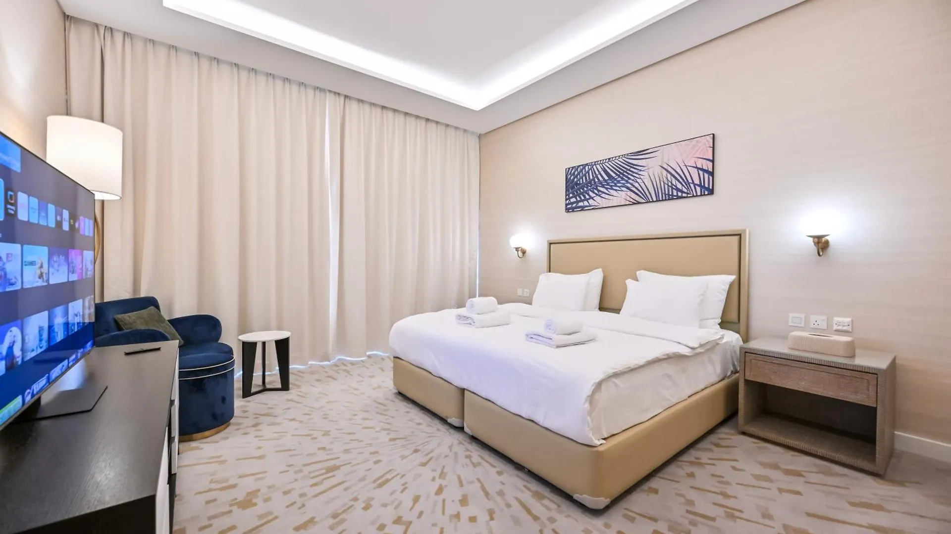 Stylish 1-Br Retreat With Sweeping Views In Palm Tower Apartment Dubai